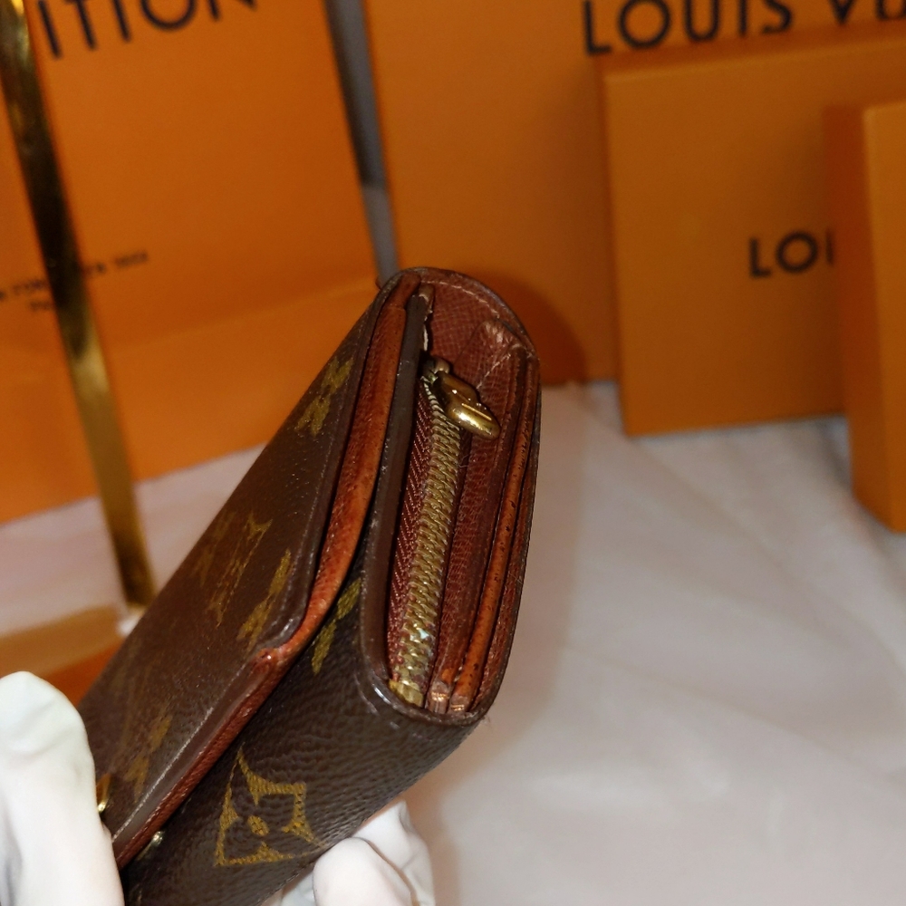 💥SOLD💥Louis Vuitton wallet - Picture 11 of 16
